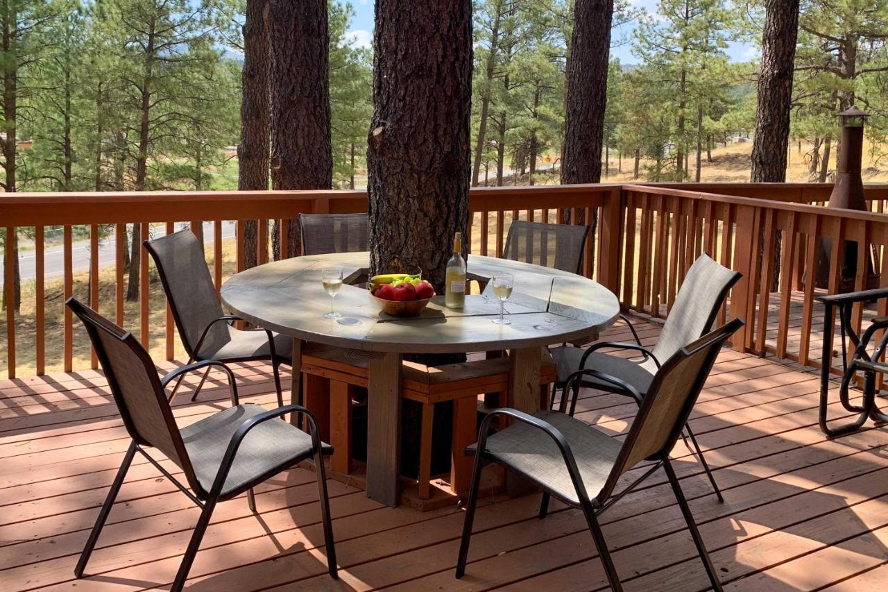 Forested Ruidoso Condo With Deck And Fireplace! Bagian luar foto