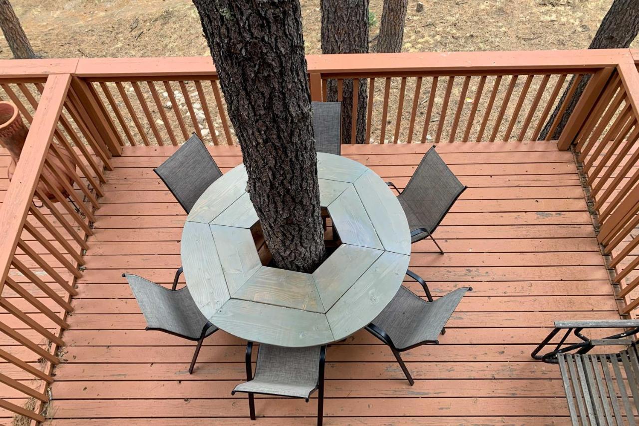 Forested Ruidoso Condo With Deck And Fireplace! Bagian luar foto